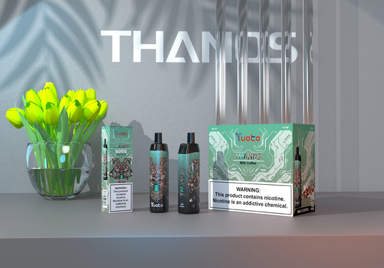 سعر المصنع جراب يمكن التخلص منه 14 مللي E-Liquid 650 مللي أمبير بطارية Yuoto Thanos 5000 نفث شبكة لفائف لدخان أكبر