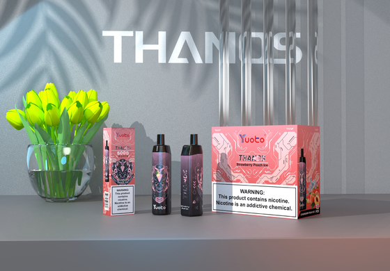 فراولة بطيخ جليد 5000 نفث يمكن التخلص منها Vape Pod Yuoto Thanos Mesh Coil 14ml Ejuice 650mAh Battery من الصين