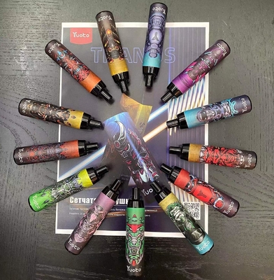ملف شبكي مع نوع C Yuoto Thanos Vape Pen ، 5000 Puffs Hookah 14ML 650mAh